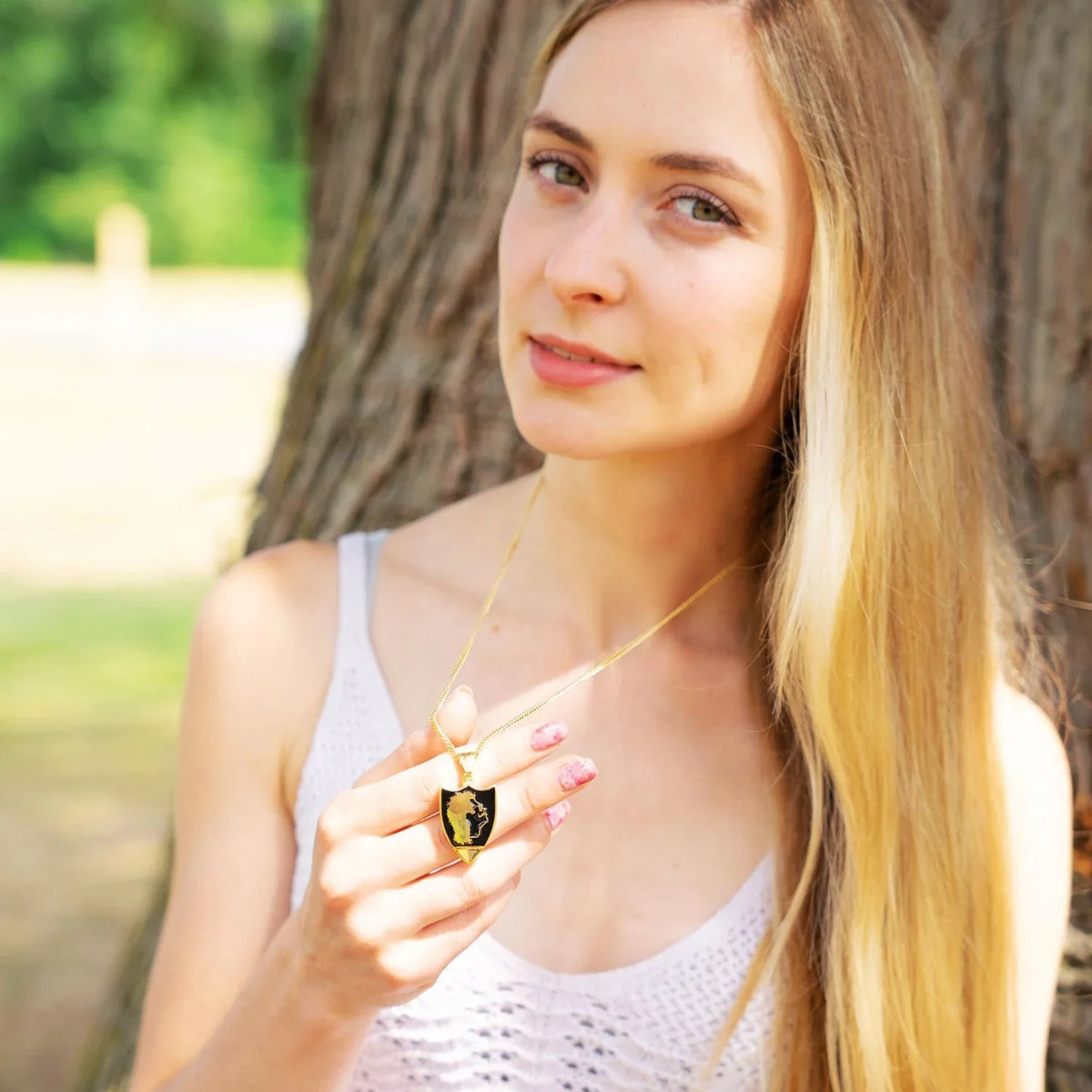 Choty - Shotgun Necklace - Gold Mullet - Chain and Pouch Included - 316L Stainless Steel - 18K Gold Plating Infused