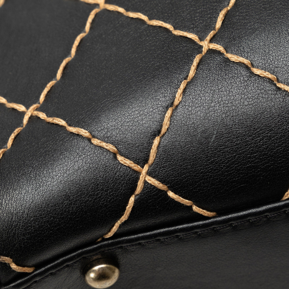 Pre-Owned Authenticated Chanel CC Wild Stitch Handbag Lambskin Leather Black Top HandleBag Unisex (Good)