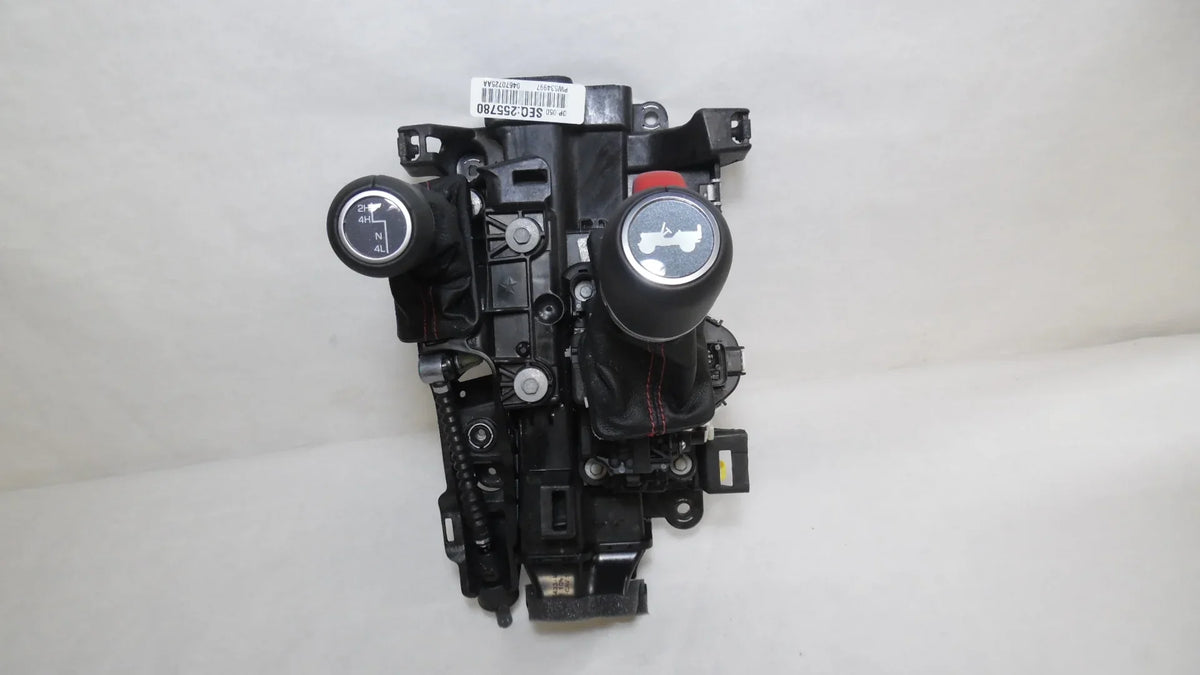 Pre-Owned 2023 Jeep Wrangler Rubicon Automatic Floor Shift Assembly OEM (Good)