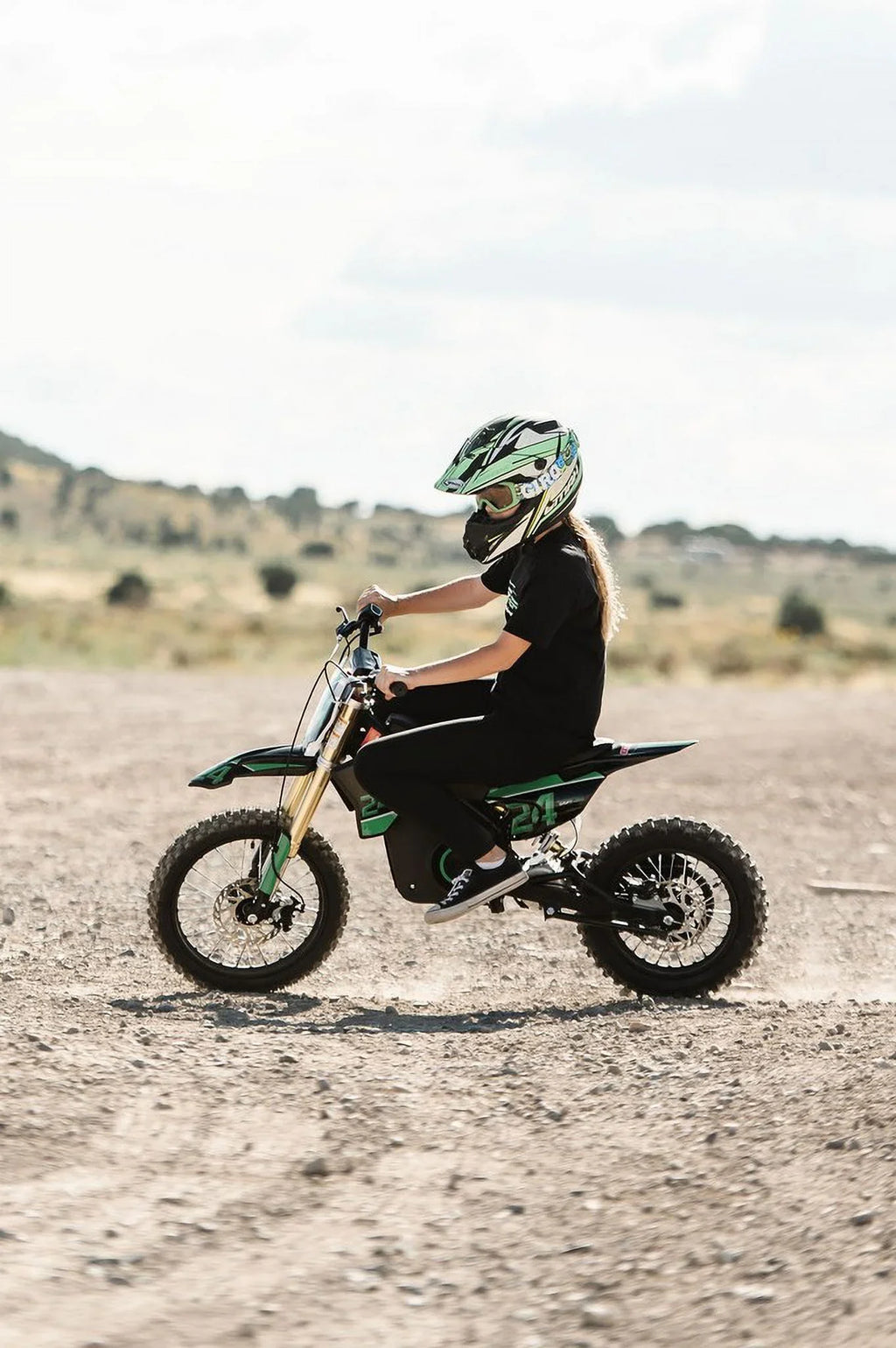 DRIFT HERO 1000W, 36v10ah Lithiom Ion, Electric Dirt Bike, 18MPH Max Speed, variable speed & torque controls for parents, Toys motocross for Kids, Teens, Black, Green