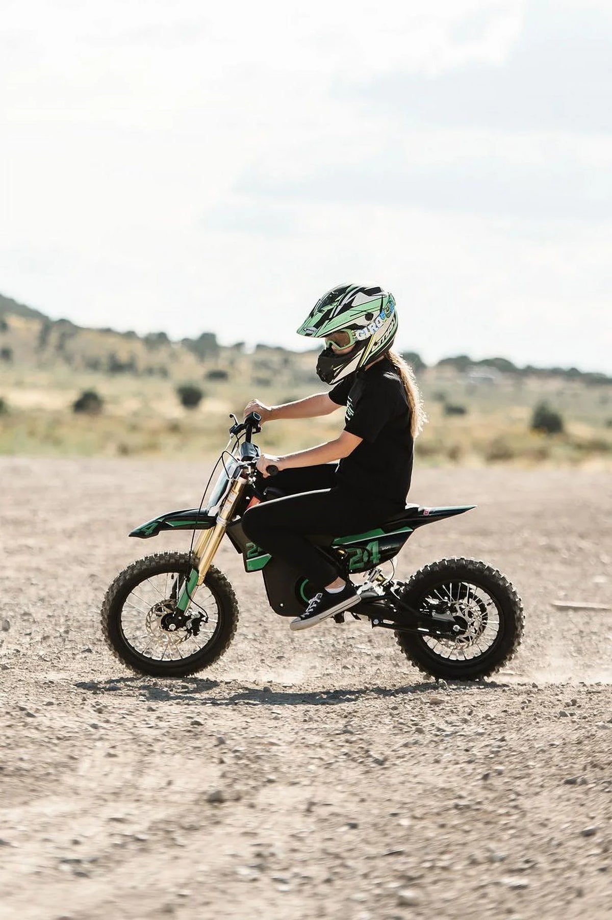 DRIFT HERO 1000W, 36v10ah Lithiom Ion, Electric Dirt Bike, 18MPH Max Speed, variable speed & torque controls for parents, Toys motocross for Kids, Teens, Black, Green